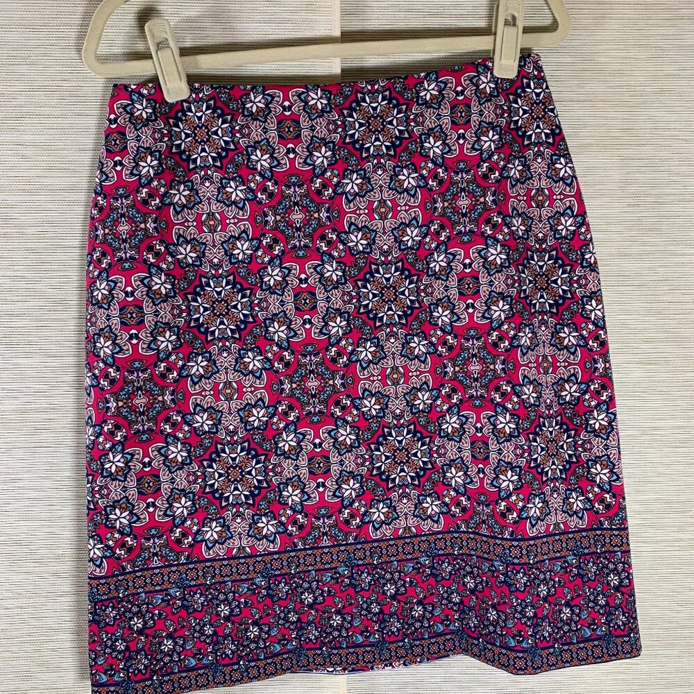 Talbots Straight Skirt Women's Pink Blue Floral Medallion Print Size 8